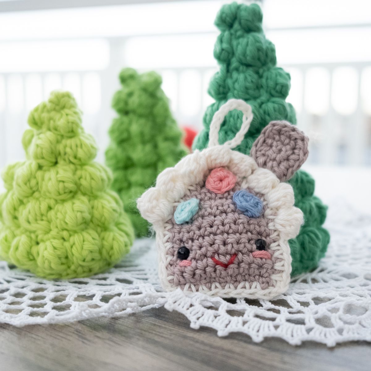Crochet gingerbread house pattern (PDF)