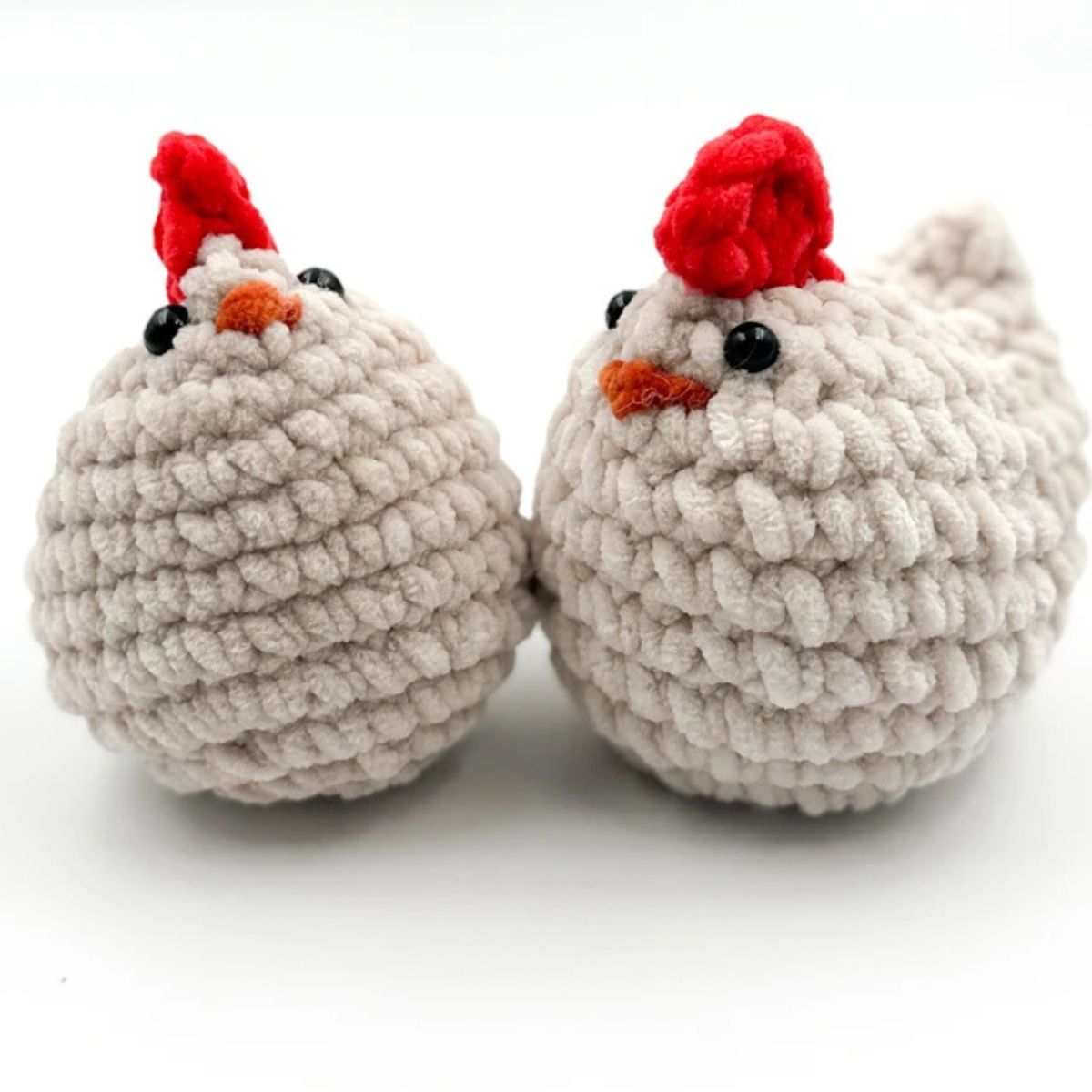 Henna the Hen – Cute & Easy Chicken Crochet Pattern (PDF)