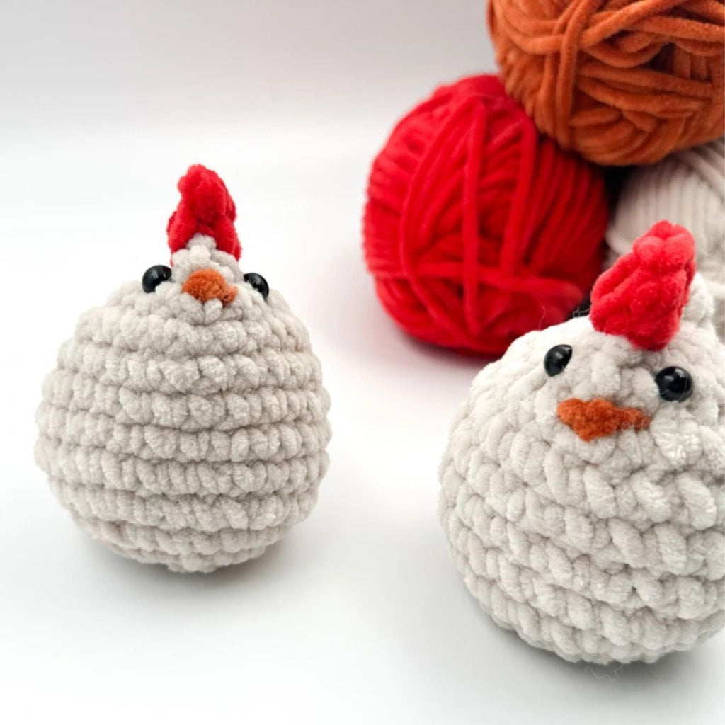 Henna the Hen – Cute & Easy Chicken Crochet Pattern (PDF)
